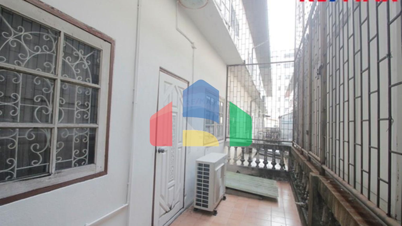 Residential - Townhouse - Bangkok Yai, Bangkok - TH