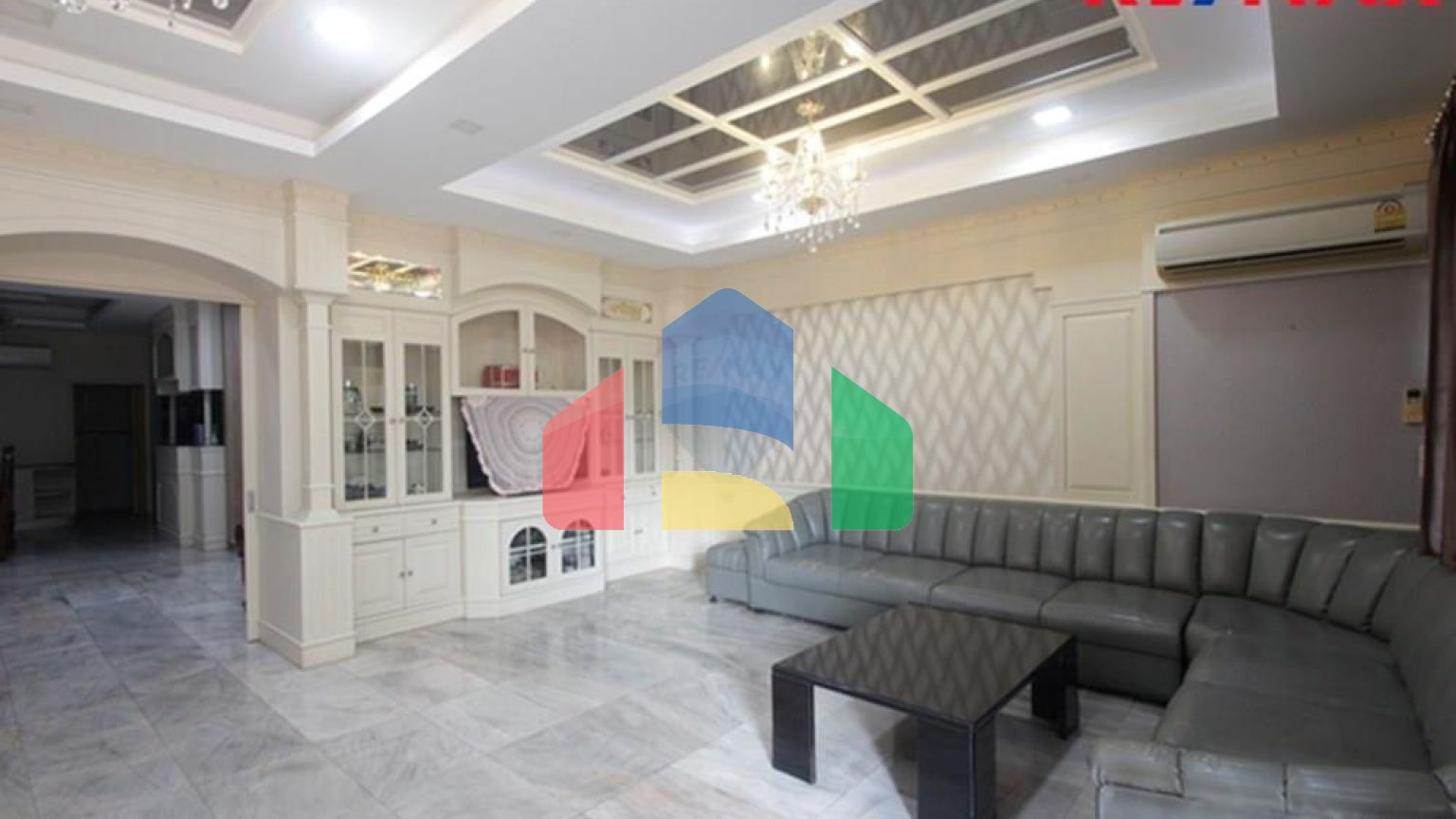 Residential - Townhouse - Bangkok Yai, Bangkok - TH