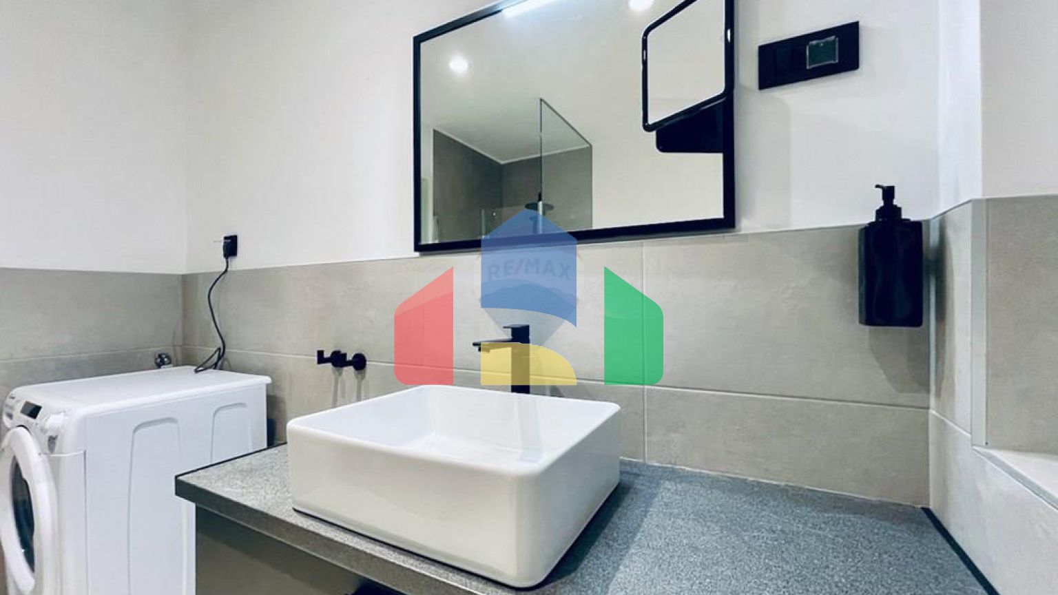 Residential - Condo/Apartment - Jasenice, Croatia - HR