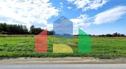 Commercial - Land - Ivanić-Grad, Croatia - HR