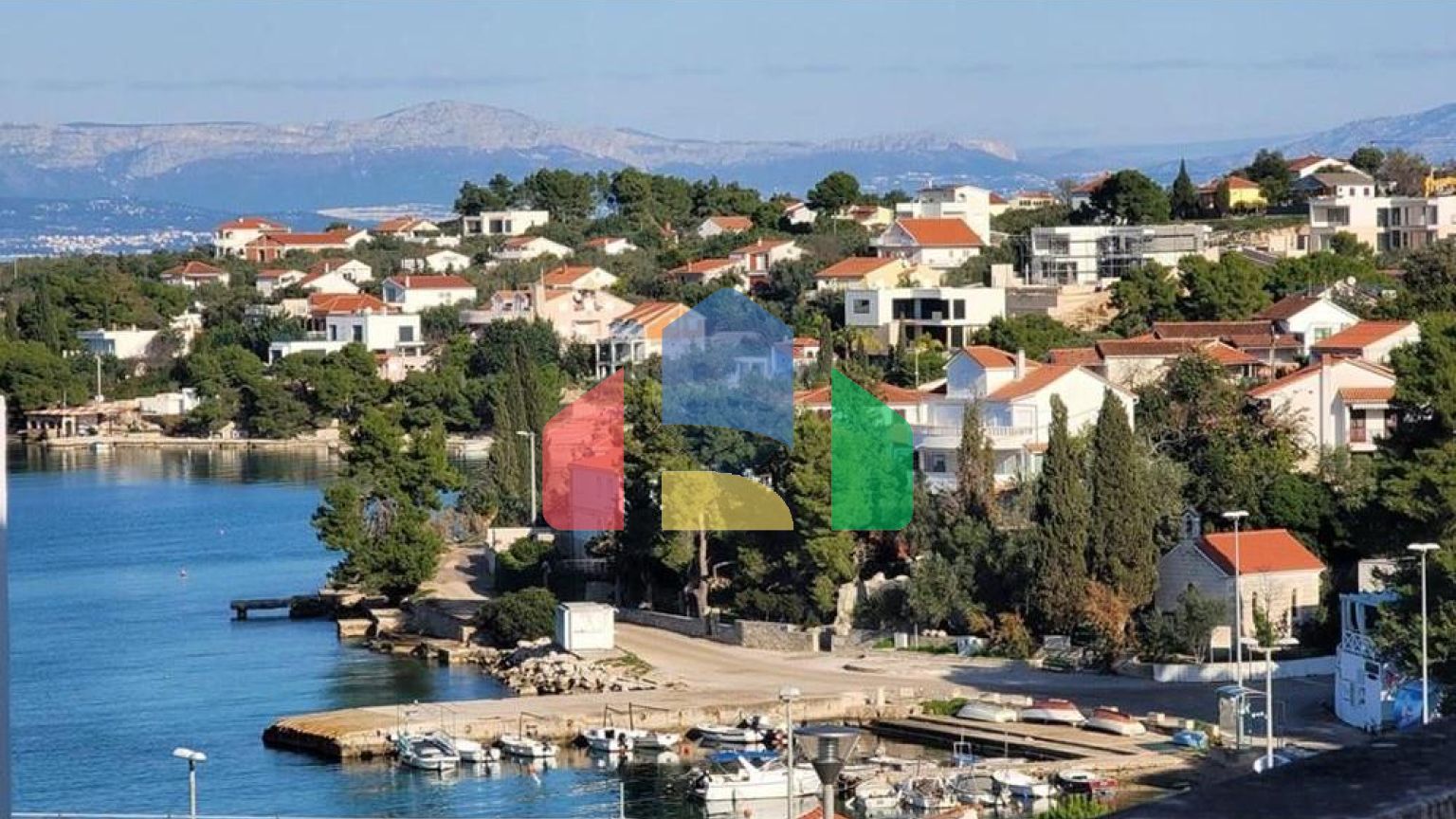 Residential - Condo/Apartment - Šolta, Croatia - HR