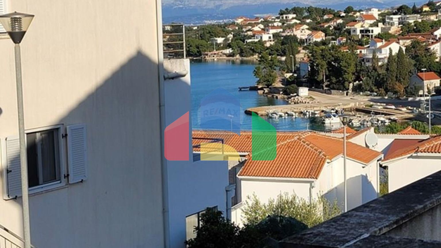 Residential - Condo/Apartment - Šolta, Croatia - HR
