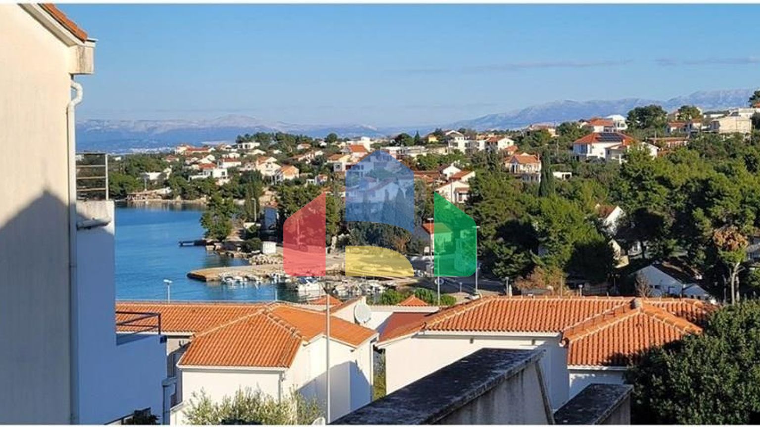 Residential - Condo/Apartment - Šolta, Croatia - HR