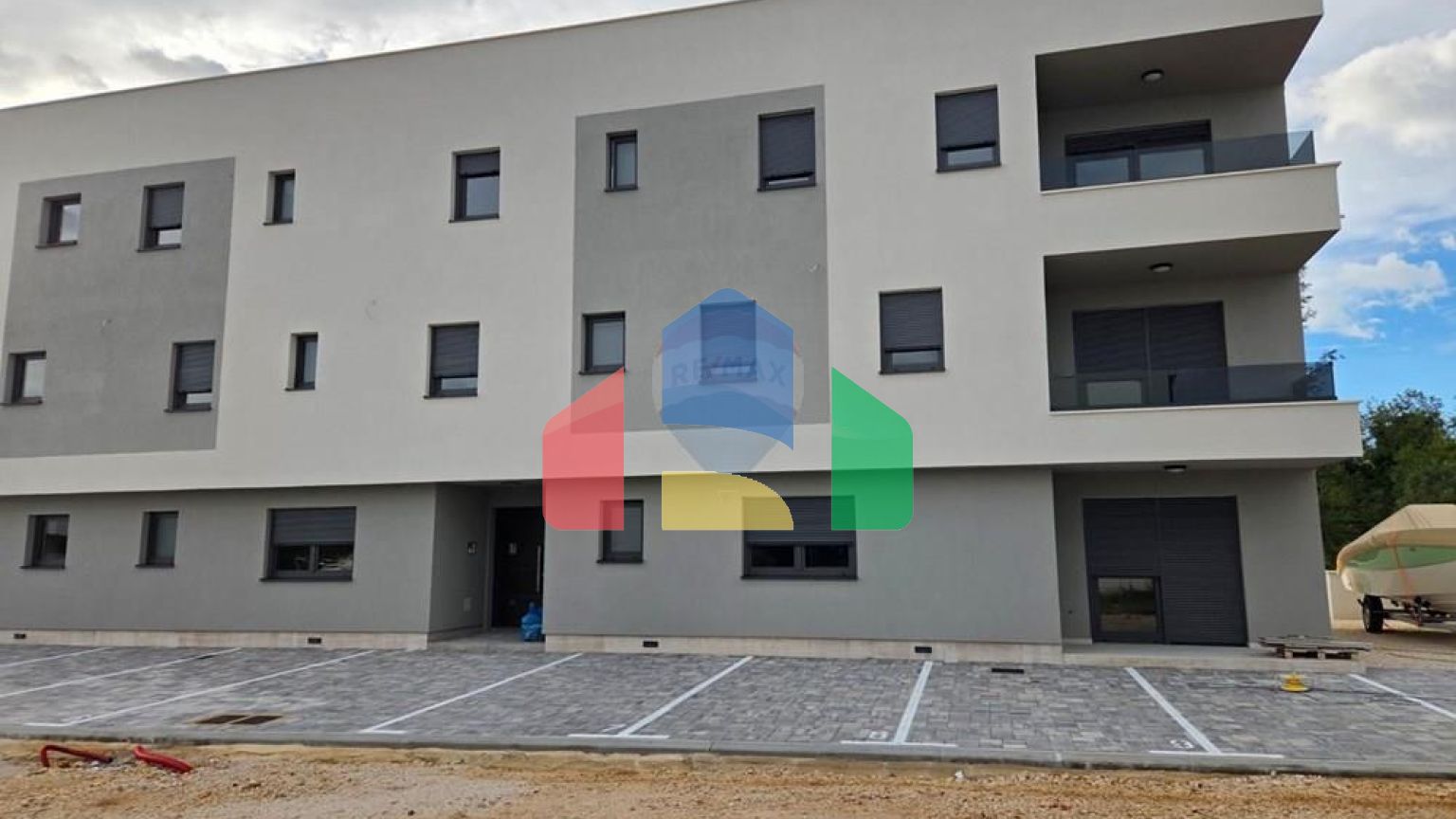 Residential - Condo/Apartment - Privlaka, Croatia - HR