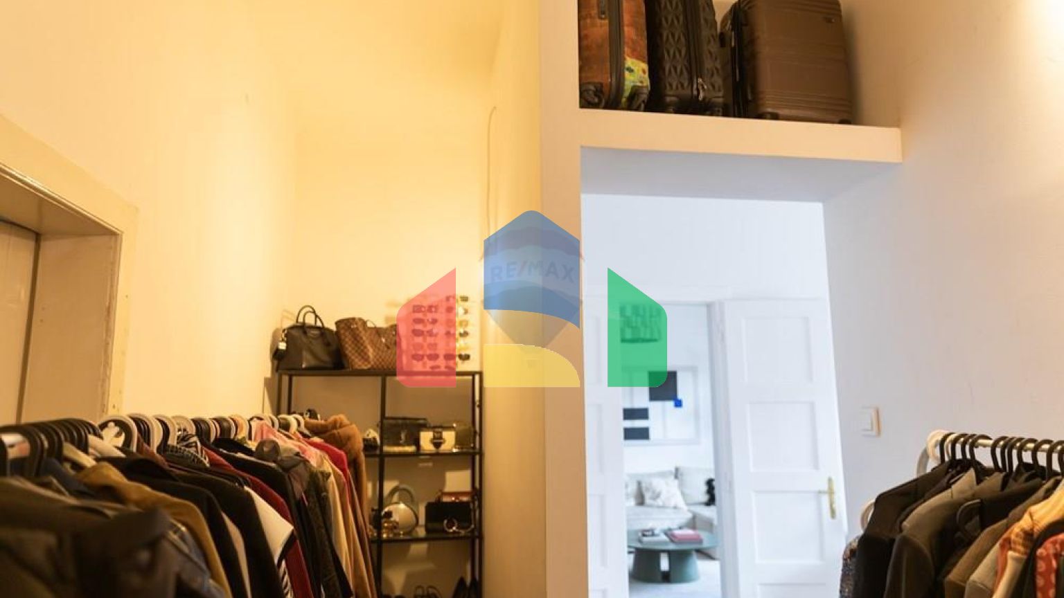 Residential - Condo/Apartment - Donji Grad, Croatia - HR