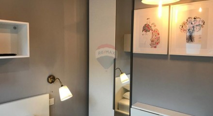 Commercial - Sale of Business - Donji Grad, Croatia - HR