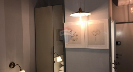 Commercial - Sale of Business - Donji Grad, Croatia - HR