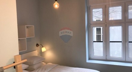 Commercial - Sale of Business - Donji Grad, Croatia - HR
