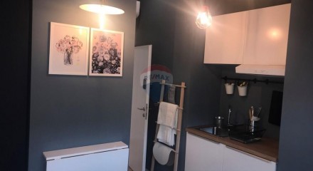 Commercial - Sale of Business - Donji Grad, Croatia - HR