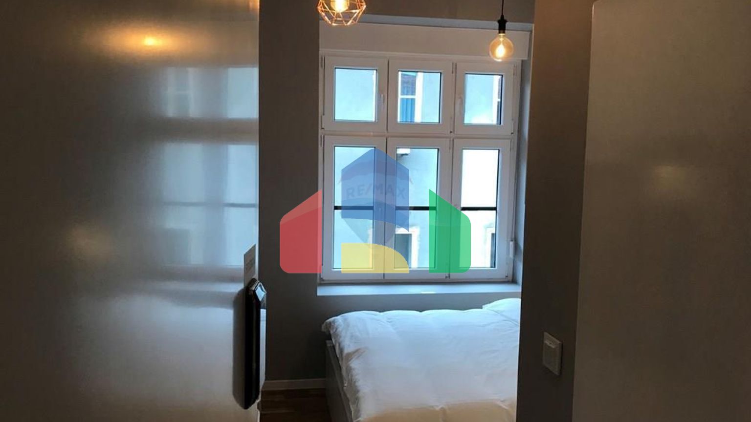 Commercial - Sale of Business - Donji Grad, Croatia - HR