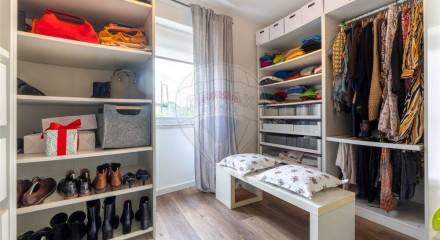 Residential - Condo/Apartment - T3 - Alcantara, Lisbon - PT