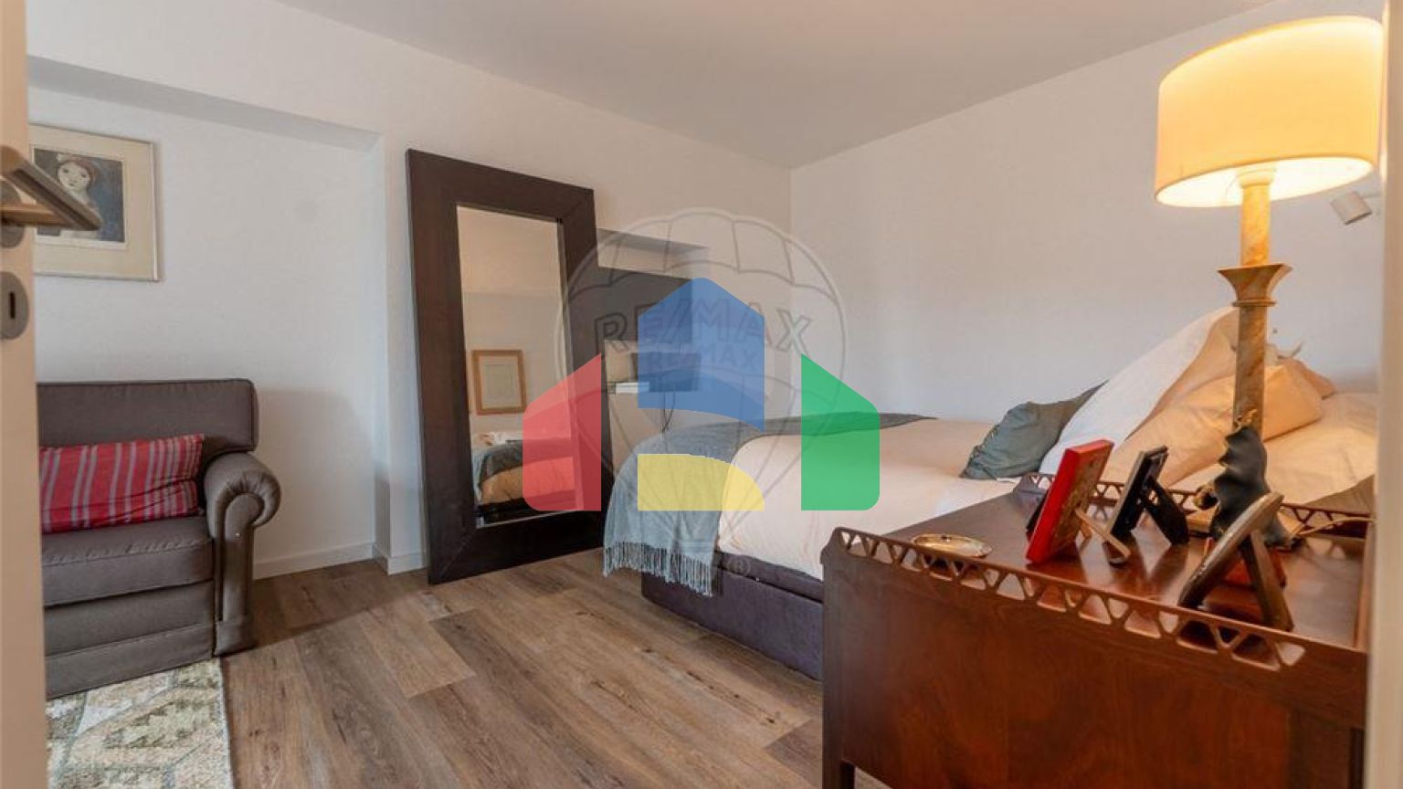 Residential - Condo/Apartment - T3 - Alcantara, Lisbon - PT