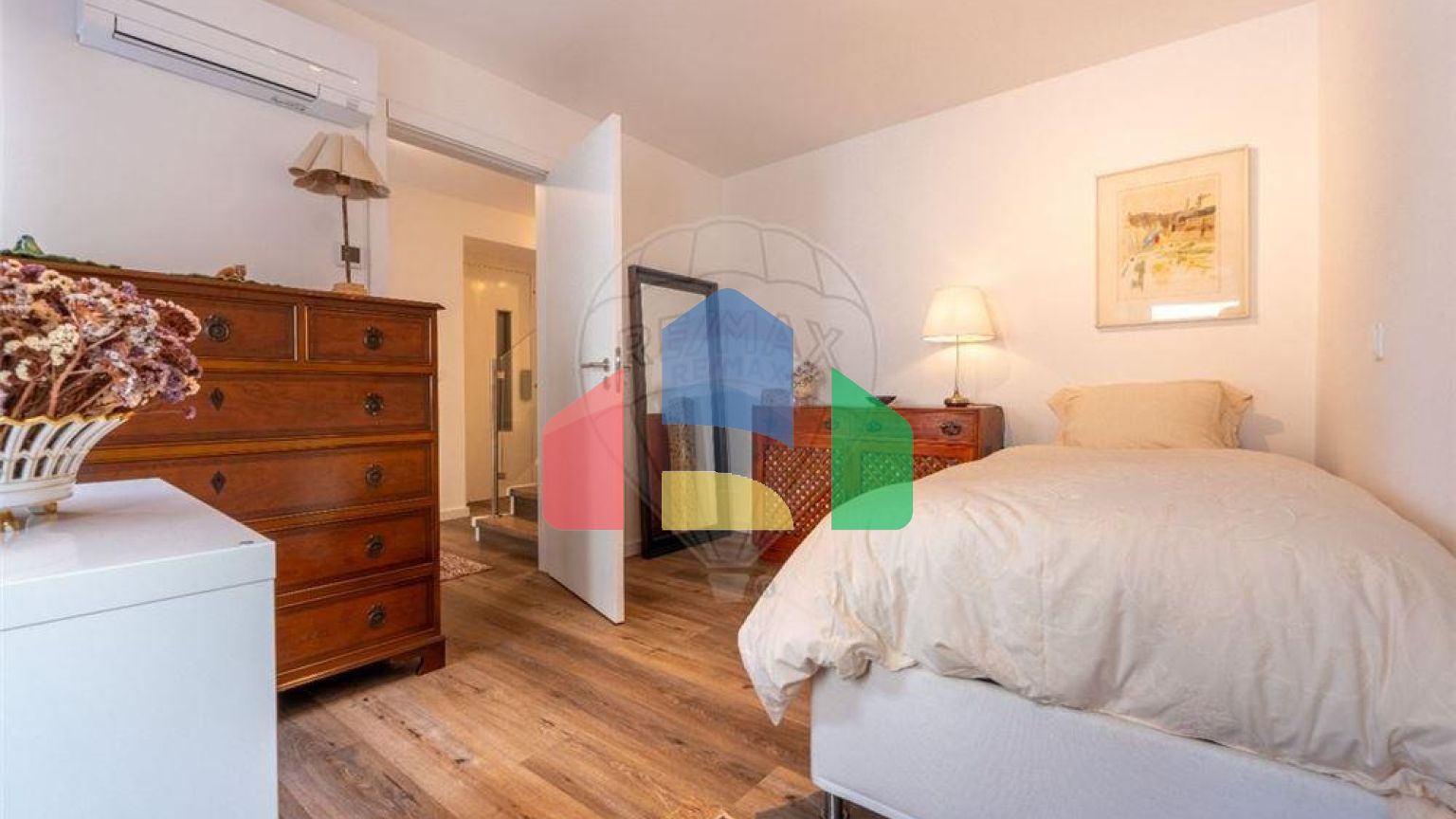 Residential - Condo/Apartment - T3 - Alcantara, Lisbon - PT