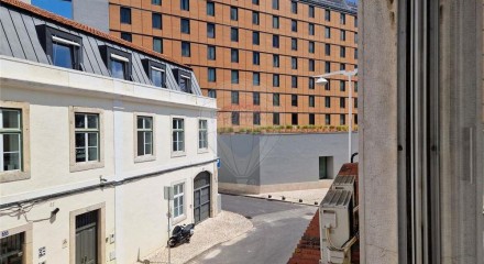 Commercial - Sale of Business - Alcantara, Lisbon - PT