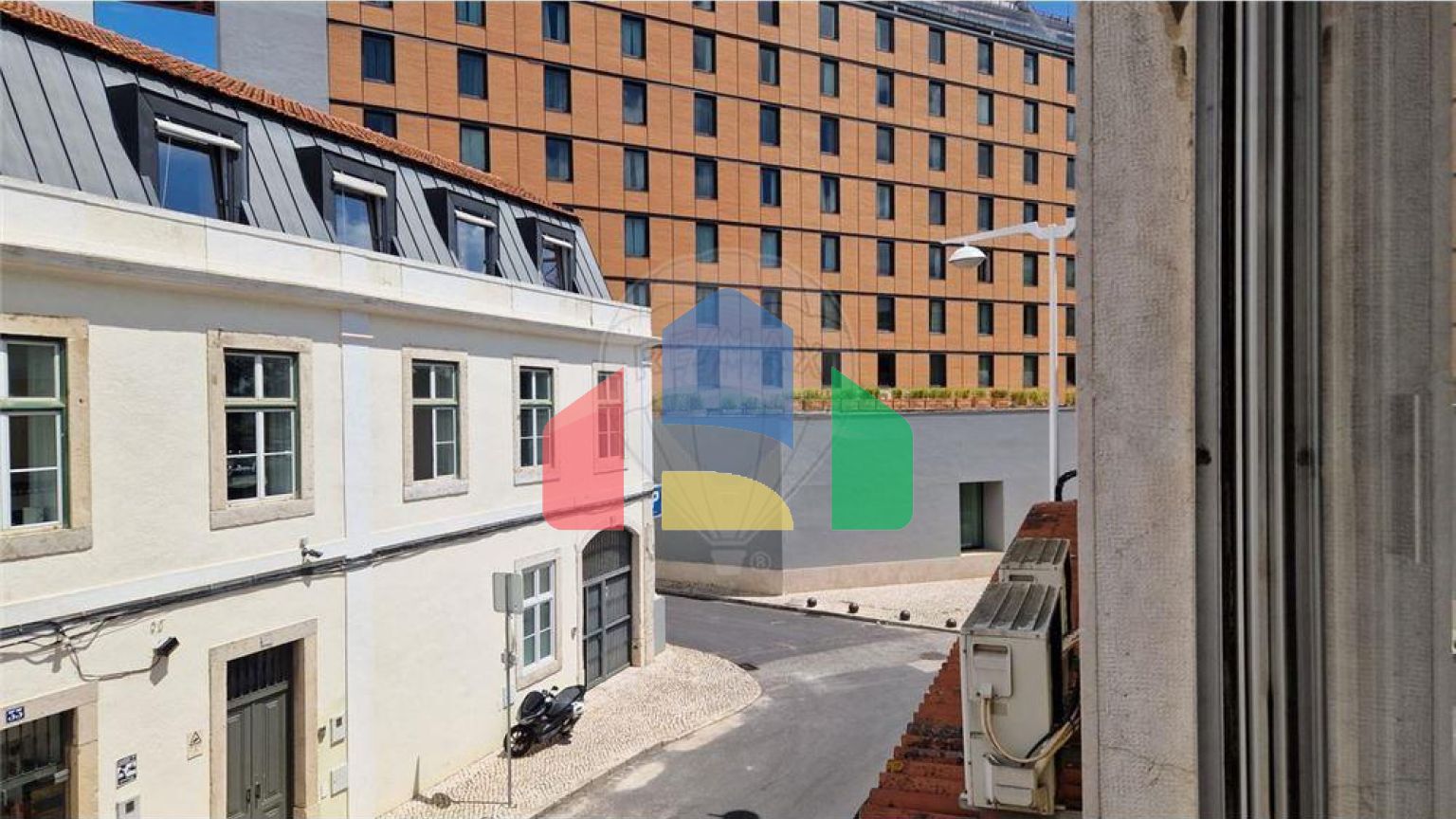 Commercial - Sale of Business - Alcantara, Lisbon - PT