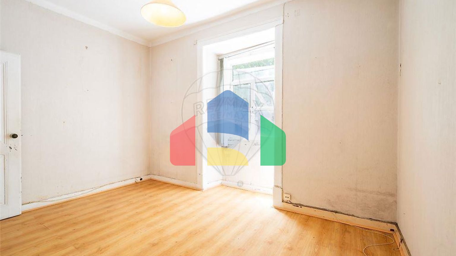 Residential - Condo/Apartment - T2 - Alcantara, Lisbon - PT