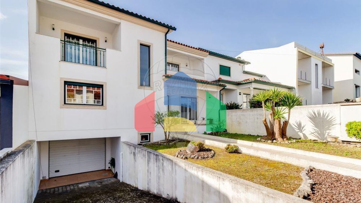 Residential - Single Family Home - T5 - Parceiros e Azoia, Leiria - PT
