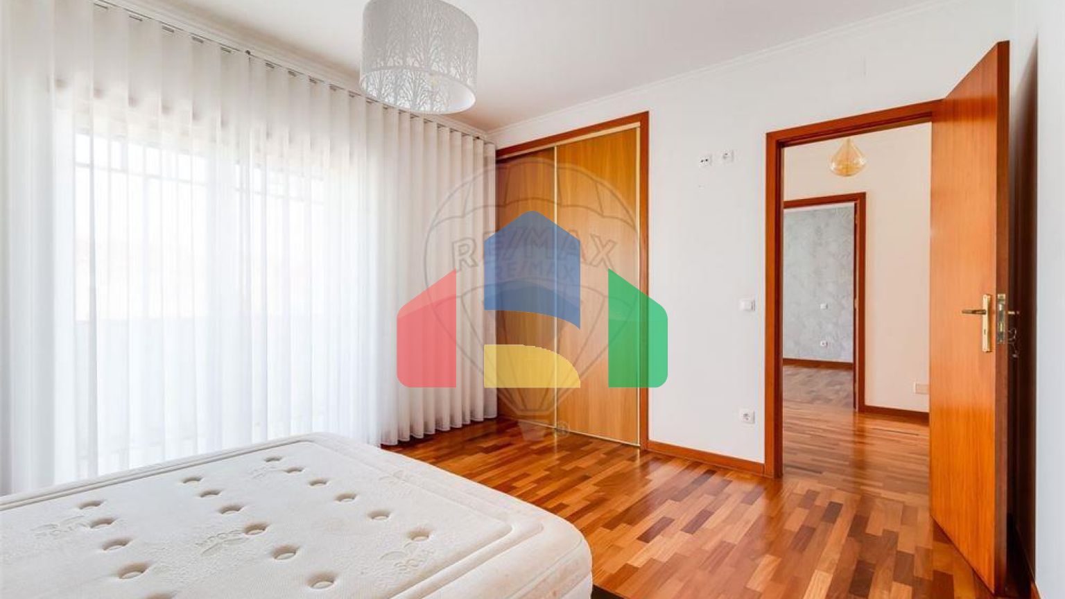 Residential - Single Family Home - T5 - Parceiros e Azoia, Leiria - PT