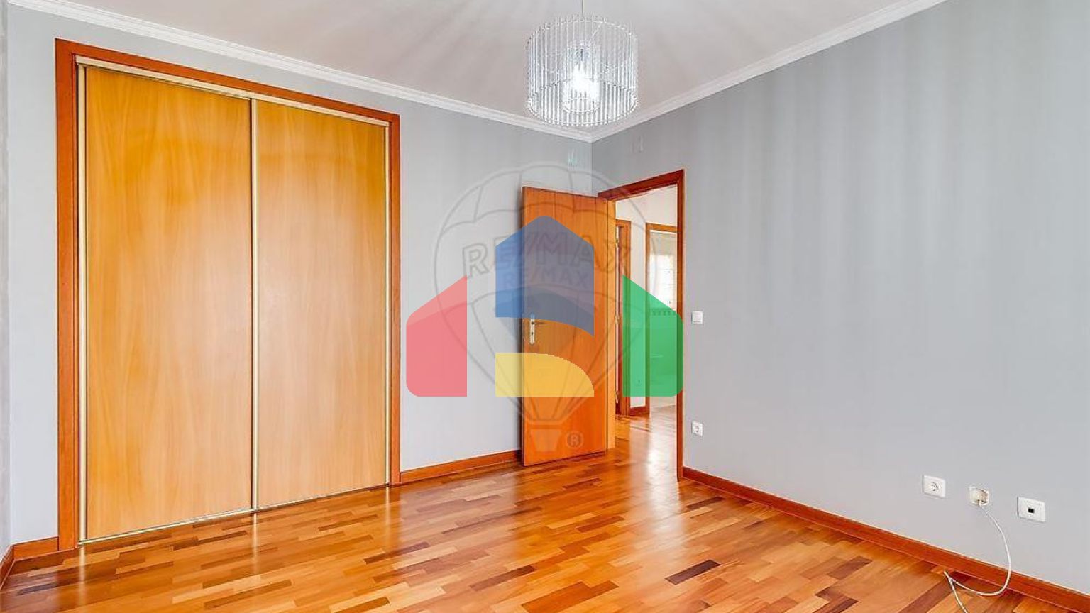 Residential - Single Family Home - T5 - Parceiros e Azoia, Leiria - PT