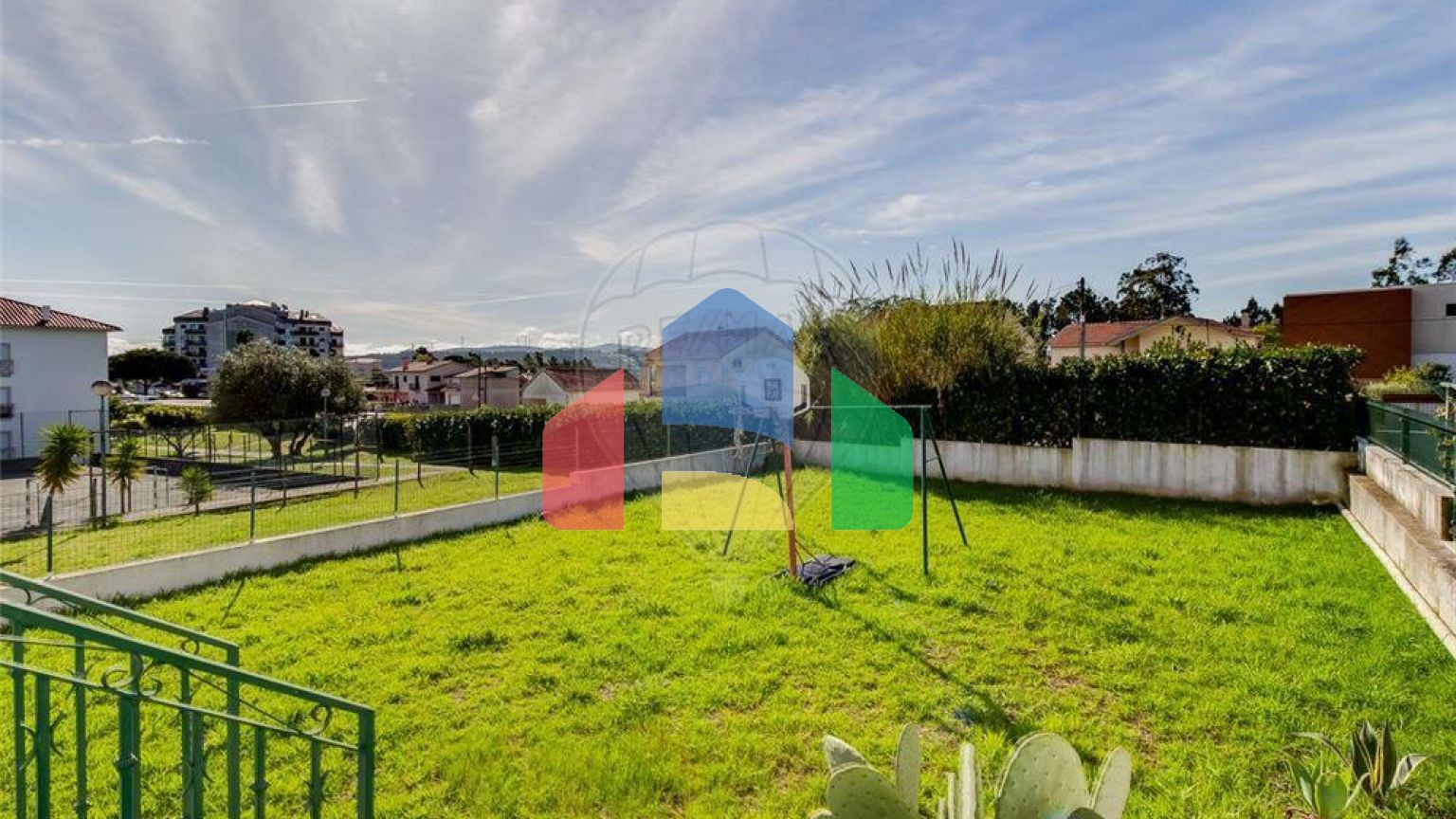 Residential - Single Family Home - T5 - Parceiros e Azoia, Leiria - PT