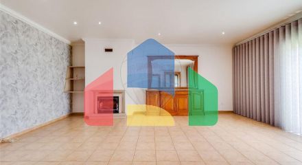 Residential - Single Family Home - T5 - Parceiros e Azoia, Leiria - PT