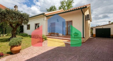 Residential - Single Family Home - T3 - Madalena e Beselga, Tomar - PT