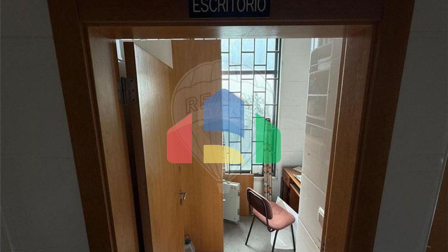 Commercial - Sale of Business - Ramada e Caneças, Odivelas - PT