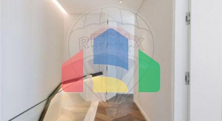 Residential - Single Family Home - T4 - Ramada e Caneças, Odivelas - PT