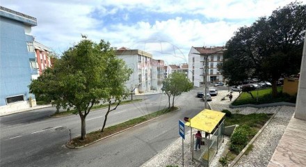 Commercial - Commercial/Retail - Ramada e Caneças, Odivelas - PT