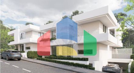 Residential - Single Family Home - T4 - Ramada e Caneças, Odivelas - PT