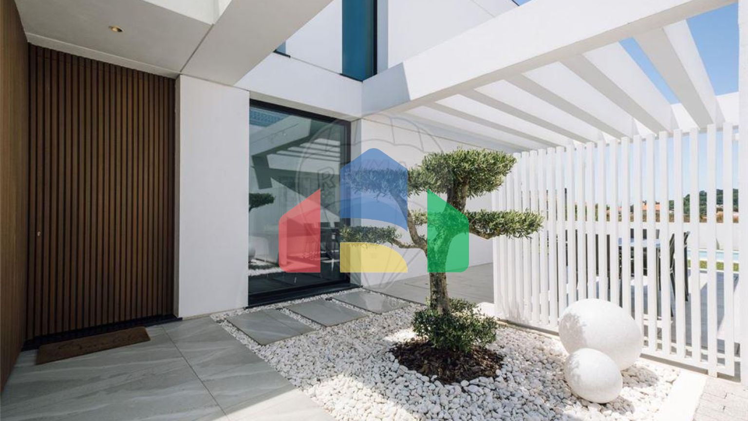 Residential - Single Family Home - T4 - Ramada e Caneças, Odivelas - PT