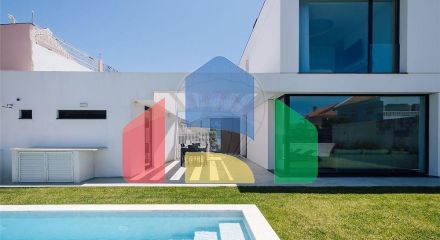 Residential - Single Family Home - T4 - Ramada e Caneças, Odivelas - PT