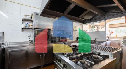 Commercial - Commercial/Retail - Ramada e Caneças, Odivelas - PT