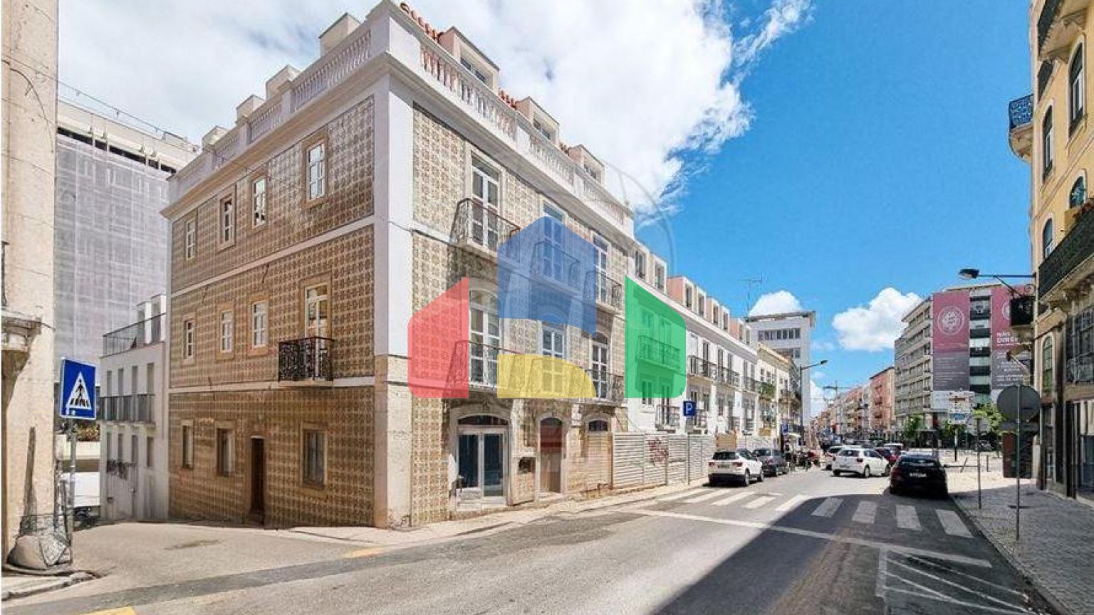 Residential - Condo/Apartment - T3 - Arroios, Lisbon - PT