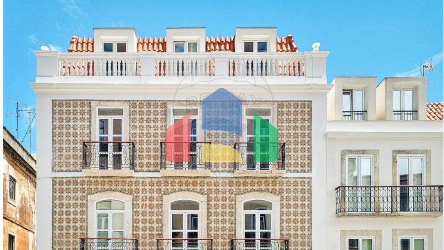 Residential - Condo/Apartment - T3 - Arroios, Lisbon - PT