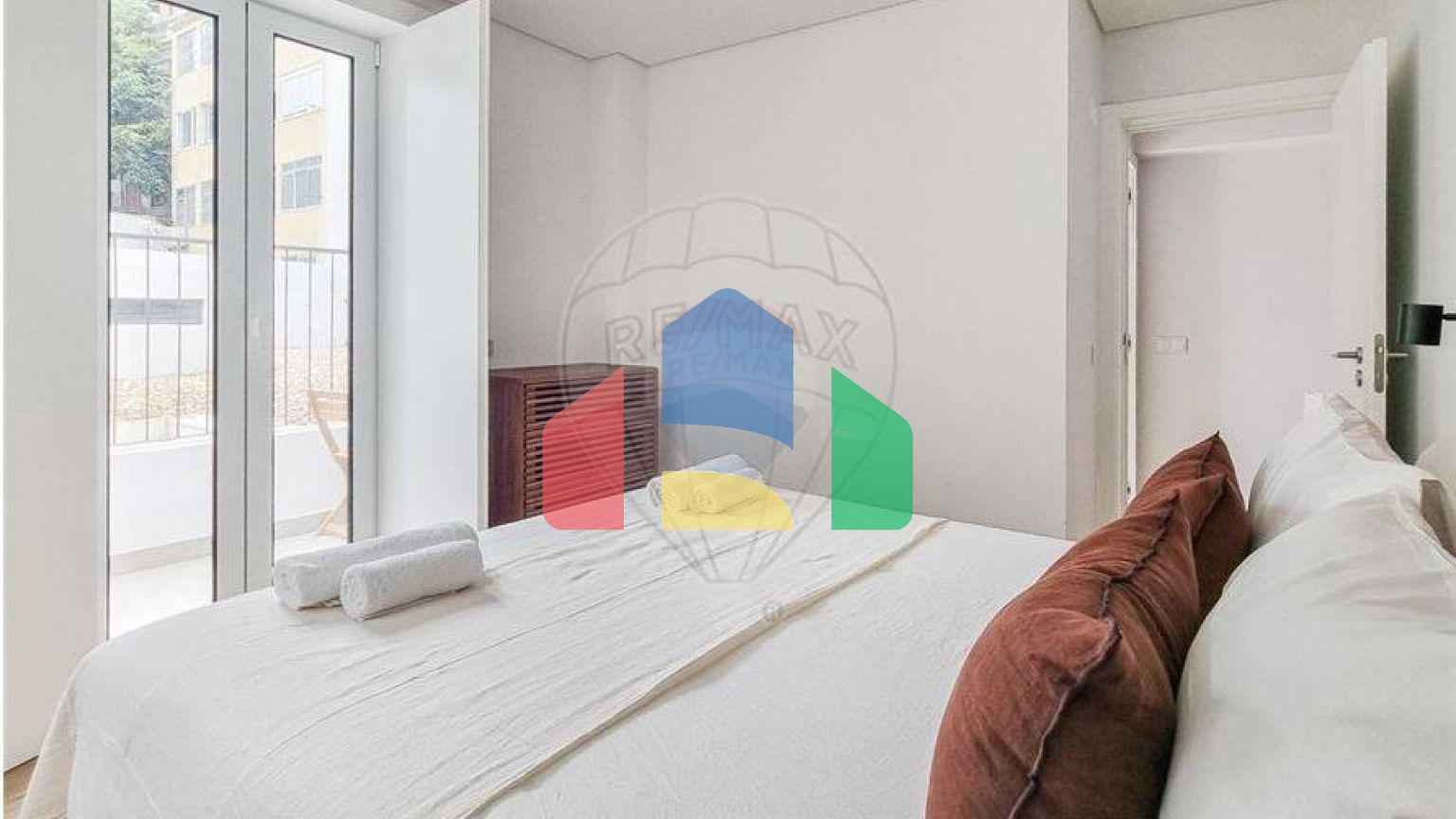 Residential - Condo/Apartment - T3 - Arroios, Lisbon - PT