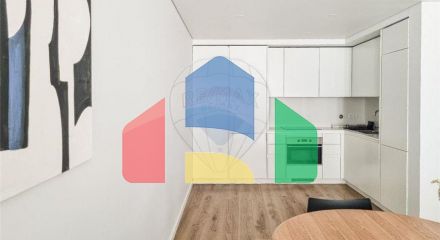 Residential - Condo/Apartment - T3 - Arroios, Lisbon - PT