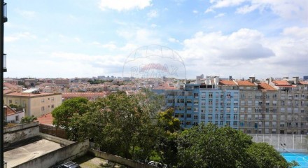 Residential - Condo/Apartment - T4 - Arroios, Lisbon - PT