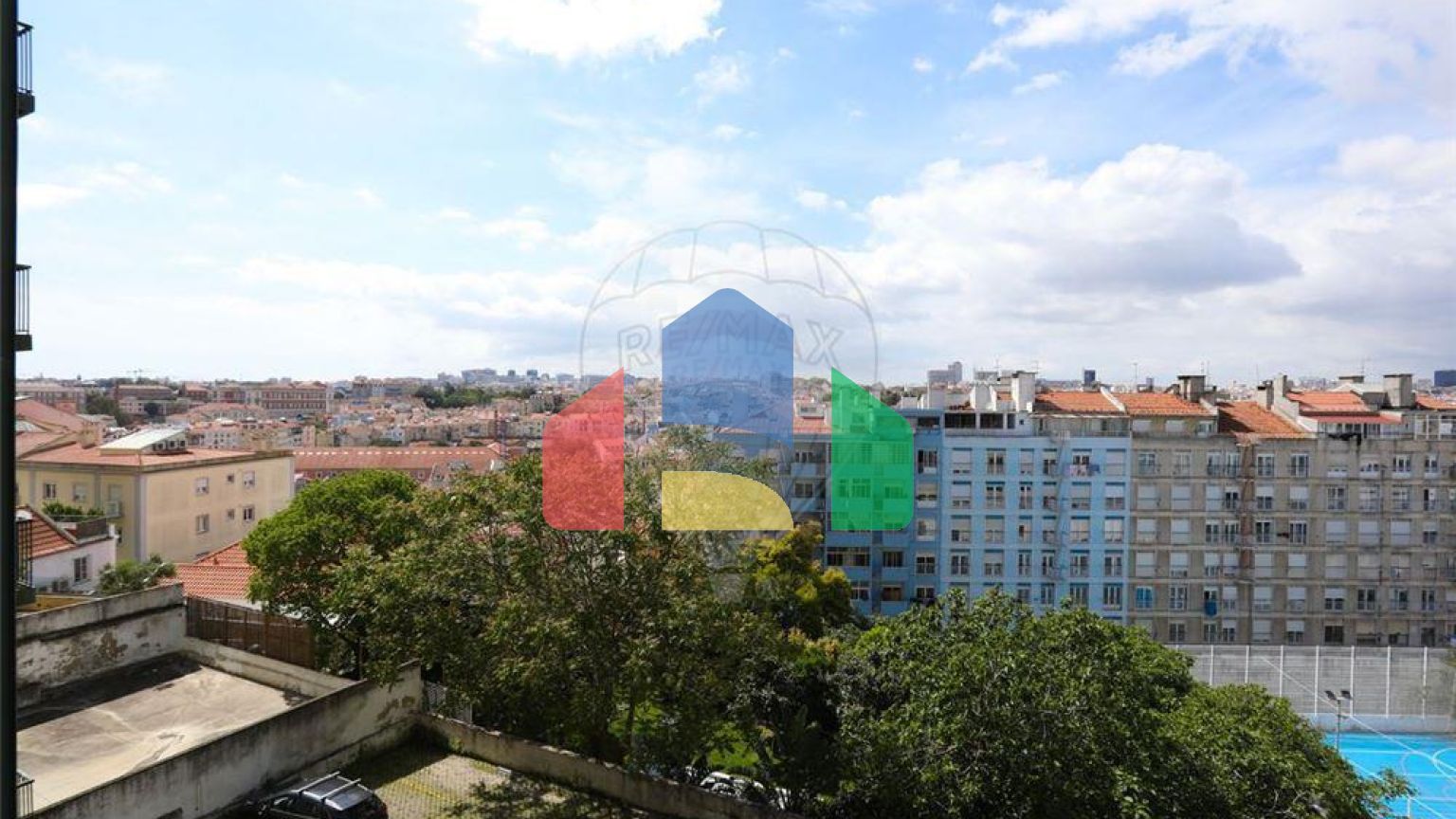 Residential - Condo/Apartment - T4 - Arroios, Lisbon - PT