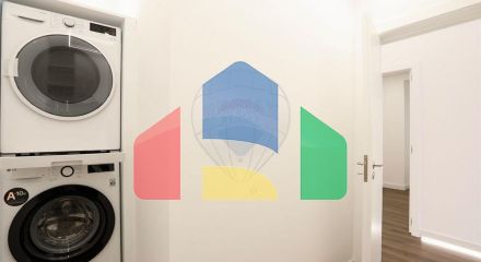 Residential - Condo/Apartment - T4 - Arroios, Lisbon - PT