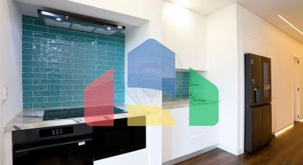 Residential - Condo/Apartment - T4 - Arroios, Lisbon - PT
