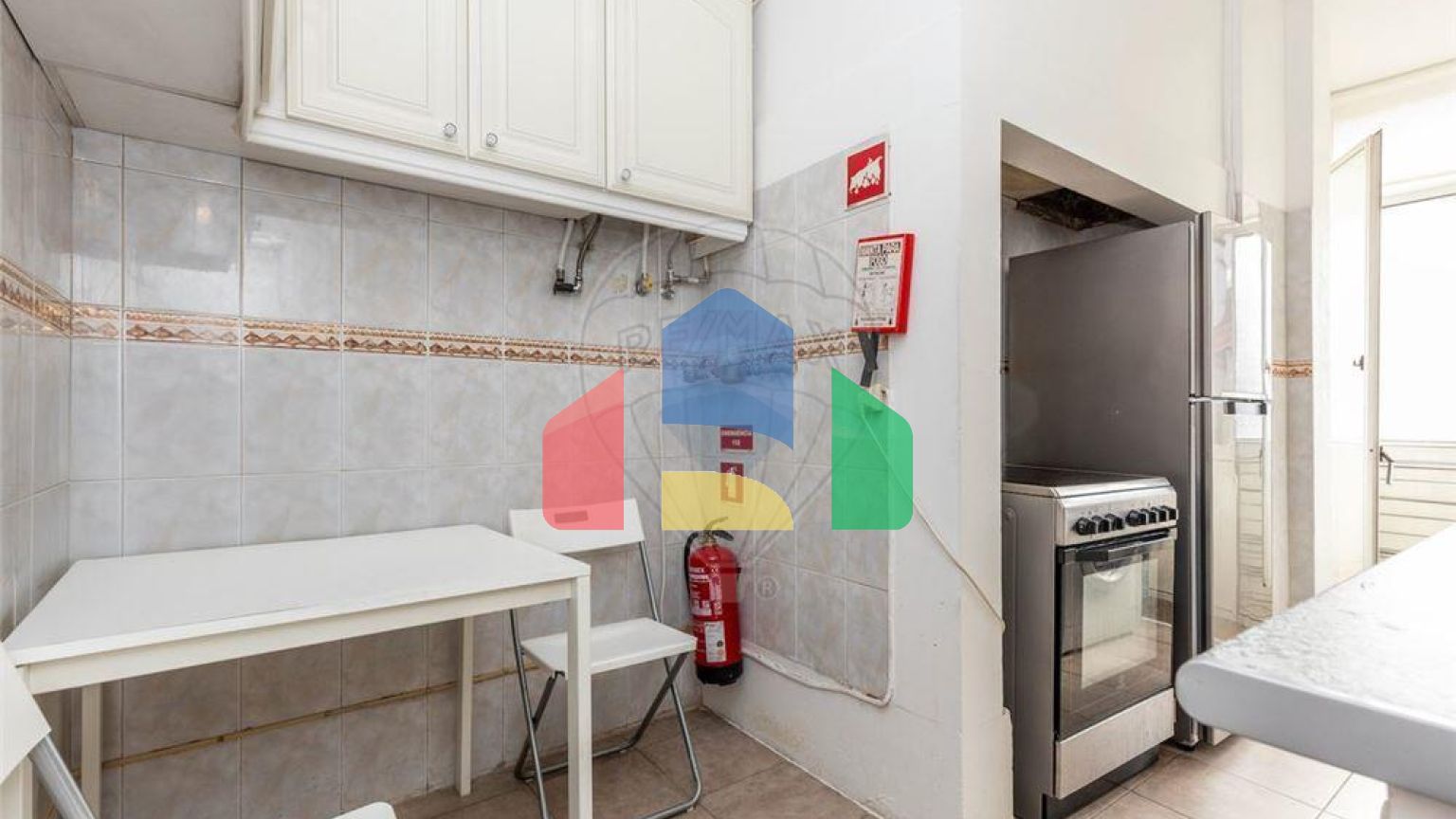 Residential - Condo/Apartment - T4 - Arroios, Lisbon - PT