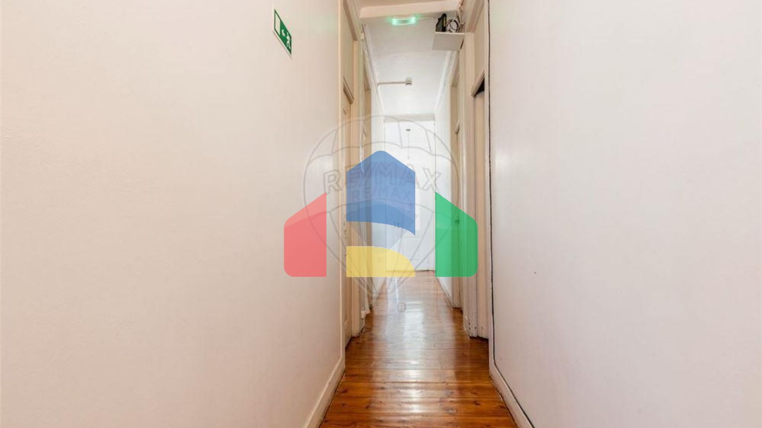 Residential - Condo/Apartment - T4 - Arroios, Lisbon - PT