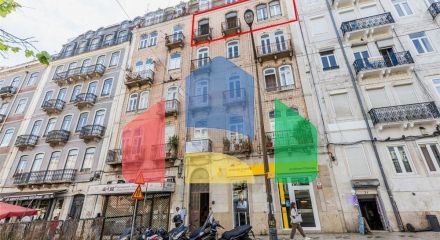 Residential - Condo/Apartment - T4 - Arroios, Lisbon - PT
