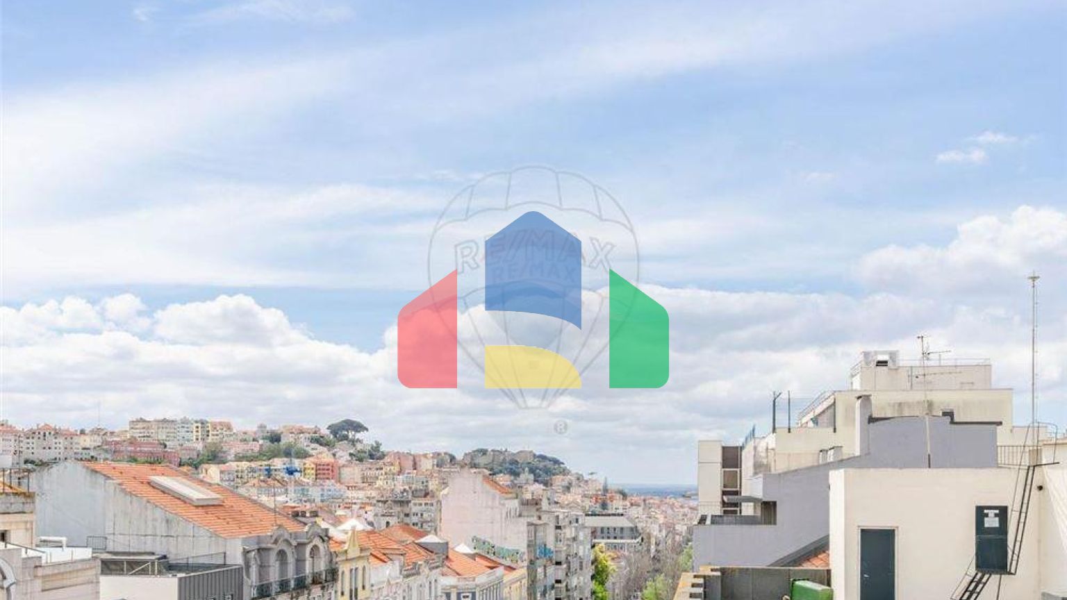 Residential - Condo/Apartment - T3 - Arroios, Lisbon - PT