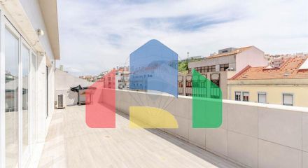 Residential - Condo/Apartment - T3 - Arroios, Lisbon - PT