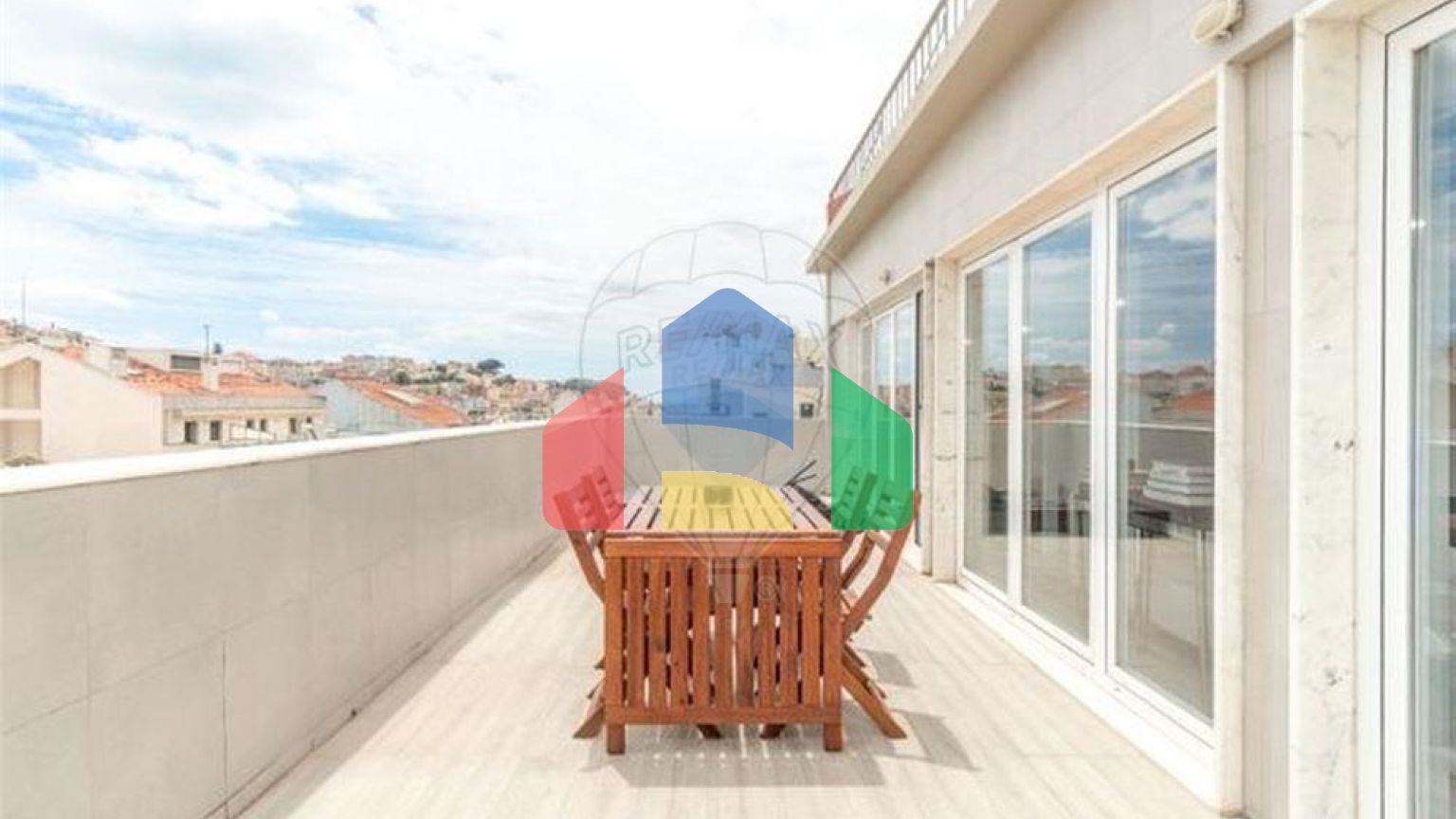 Residential - Condo/Apartment - T3 - Arroios, Lisbon - PT