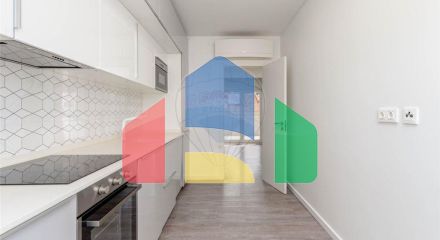 Residential - Condo/Apartment - T3 - Arroios, Lisbon - PT