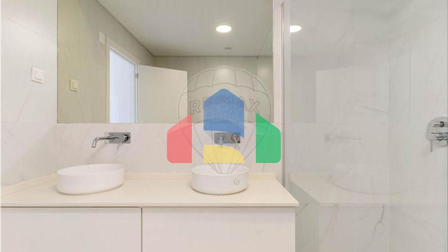 Residential - Condo/Apartment - T3 - Arroios, Lisbon - PT