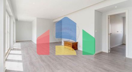 Residential - Condo/Apartment - T3 - Arroios, Lisbon - PT